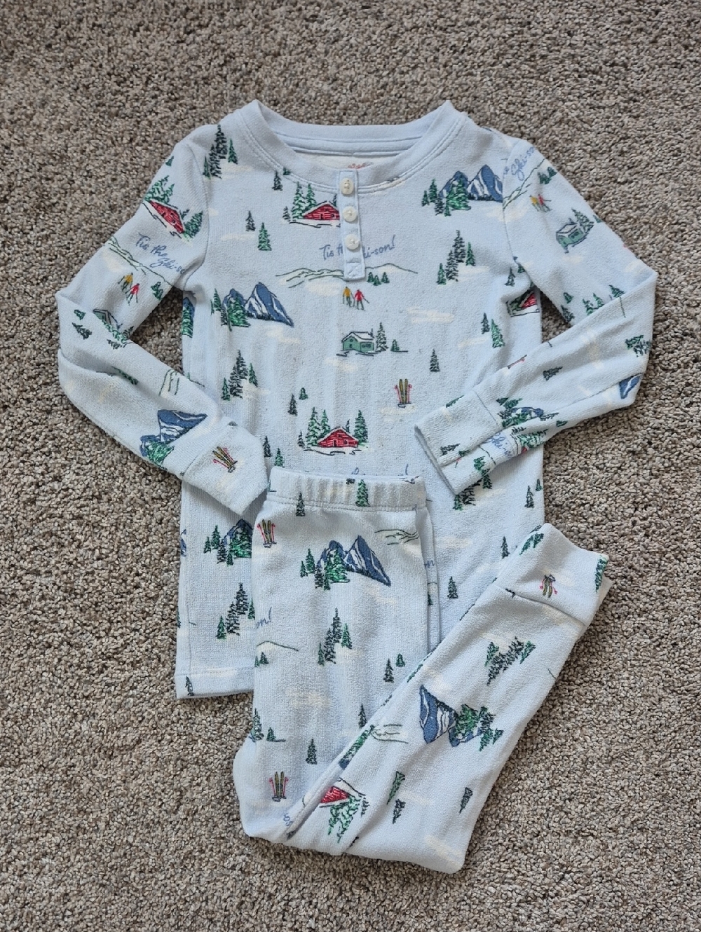 Wondershop White Mountain Cabin Print Kids Pajama Set